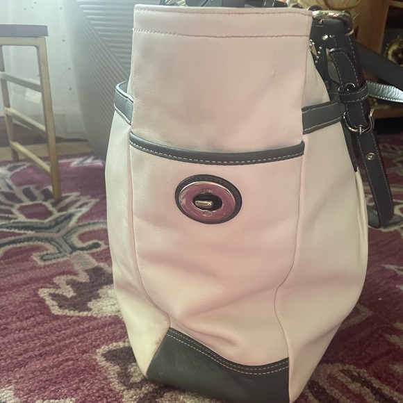 Coach SoHo Pleated Gallery Tote - Picture 3 of 16